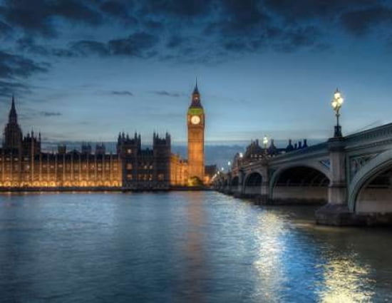 Twilight-London-England Canvas Art - Rod Edwards (22 x 28)