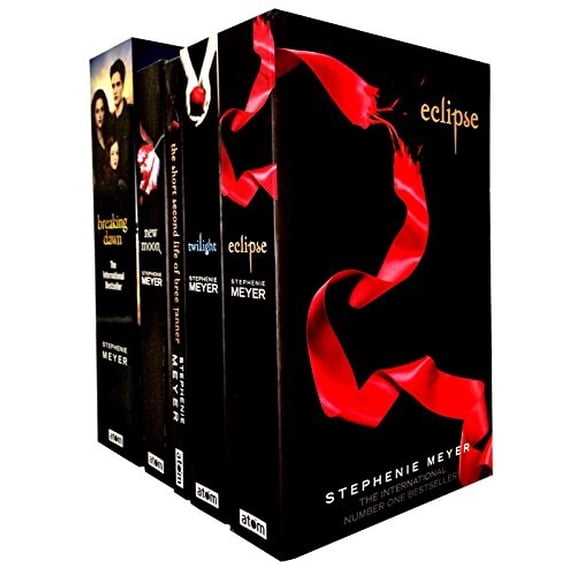 Pre-Owned Twilight Saga (5 Book Set)