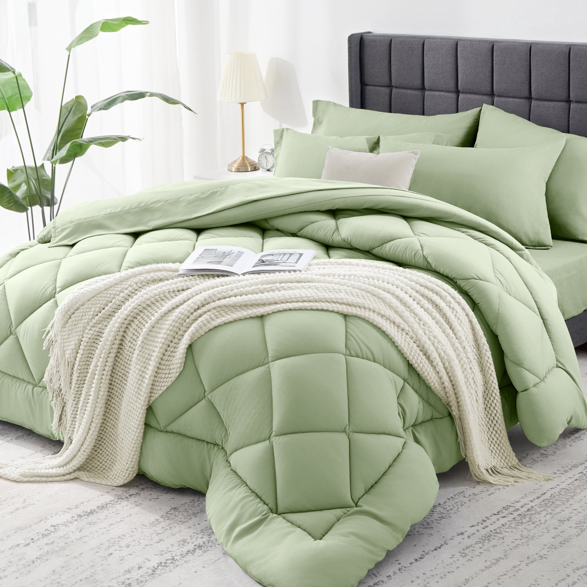 WISHEAD Twin Bed in a Bag Comforter Set with 5 Pieces for Girls and Boys Sage Green All Season Bedding Sets with Comforter, Pillow Sham, Flat Sheet, Fitted Sheet and Pillowcase