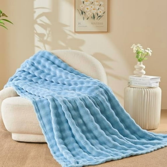 Twin Blanket for Couch Blue Super Soft Flannel Fleece 3D Bubble Lightweight Bed Blanket All Season Use (Blue, Twin(60"x80"))