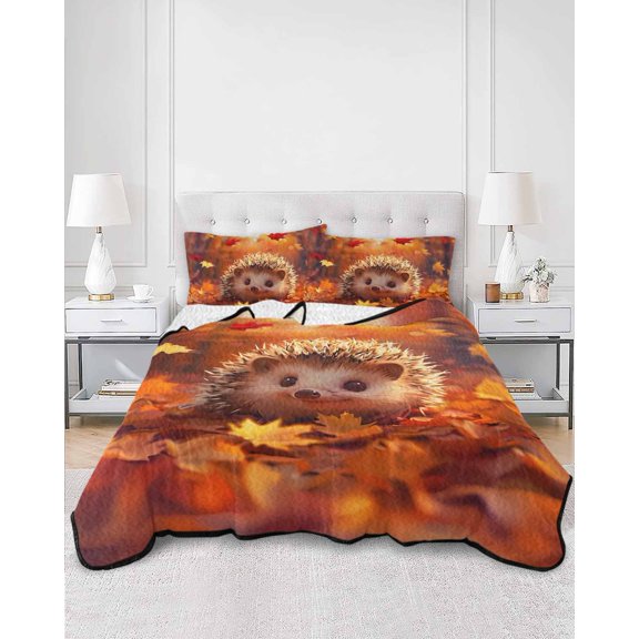 Twin Quilt Bedding Set Autumn Maple Leaves Cute Hedgehog Summer Quilt Lightweight Quilted Coverlet with 2 Pillow Shams, Cartoon Animal Orange Leaves 3-Piece Bedspread Quilt Set for All Season