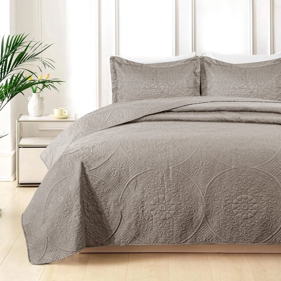 Twin Quilt Set - Lightweight Summer Bedspread Bedding Set for All Season, 2 Piece (1 Quilt, 1 Pillow Sham)