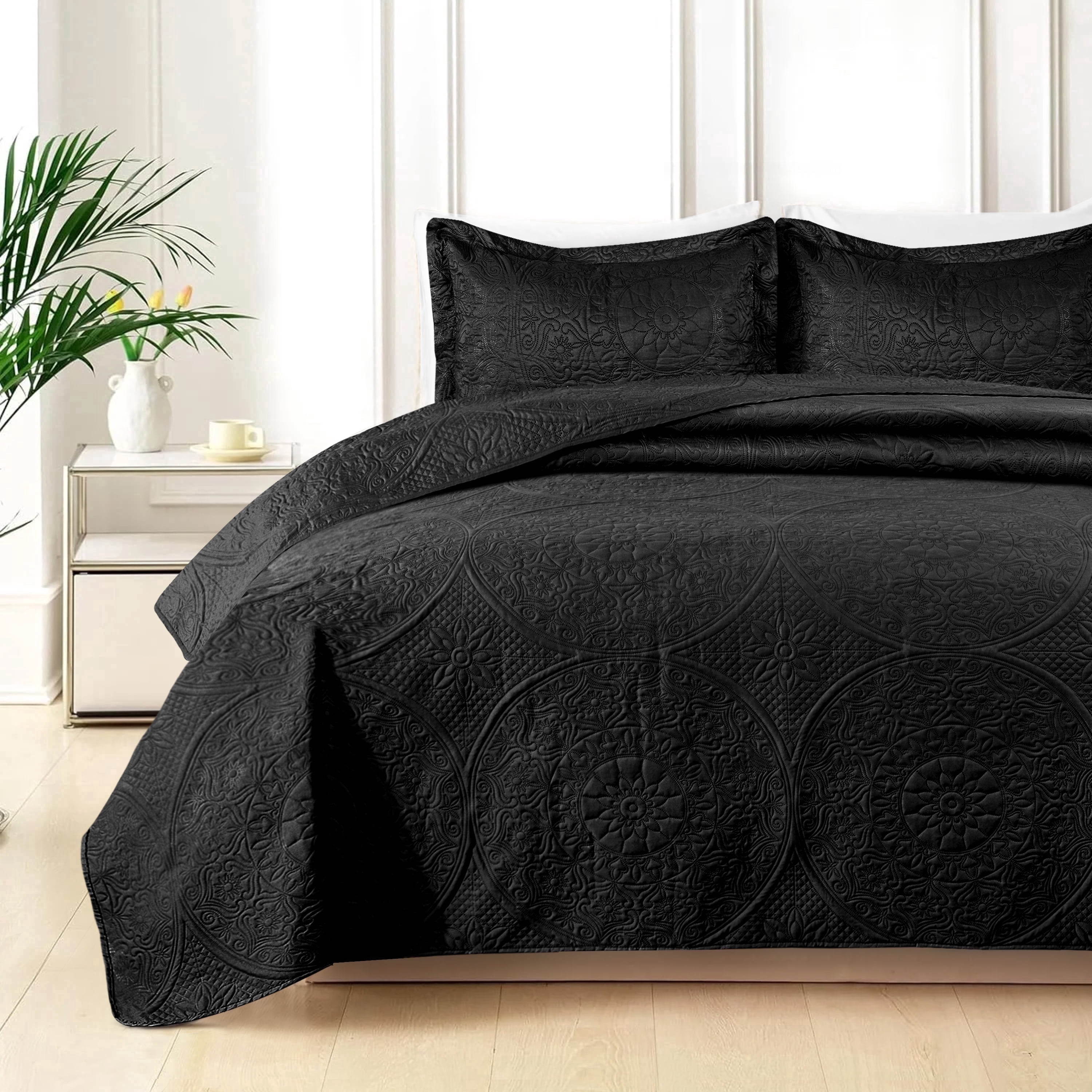Twin Quilt Set - Lightweight Summer Bedspread Bedding Set for All Season, 2 Piece (1 Quilt, 1 Pillow Sham)