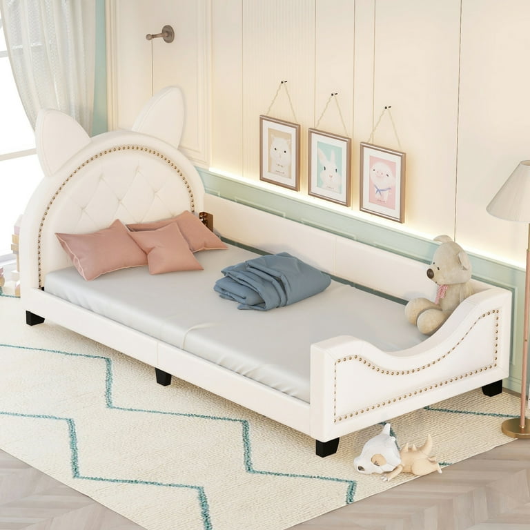 Low profile store daybed frame