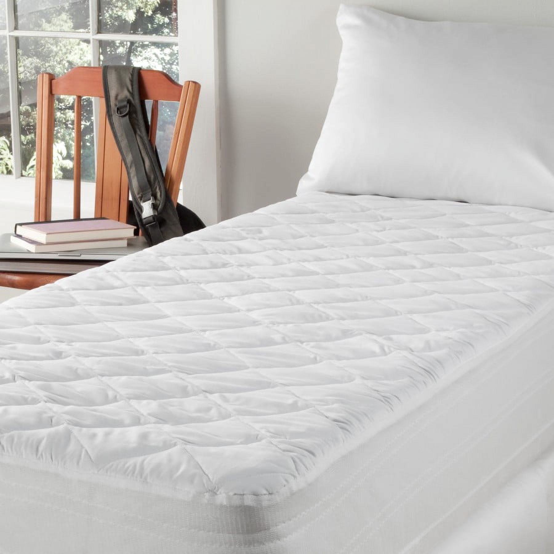 Hastings Home Twin XL Zippered Waterproof Mattress Protector