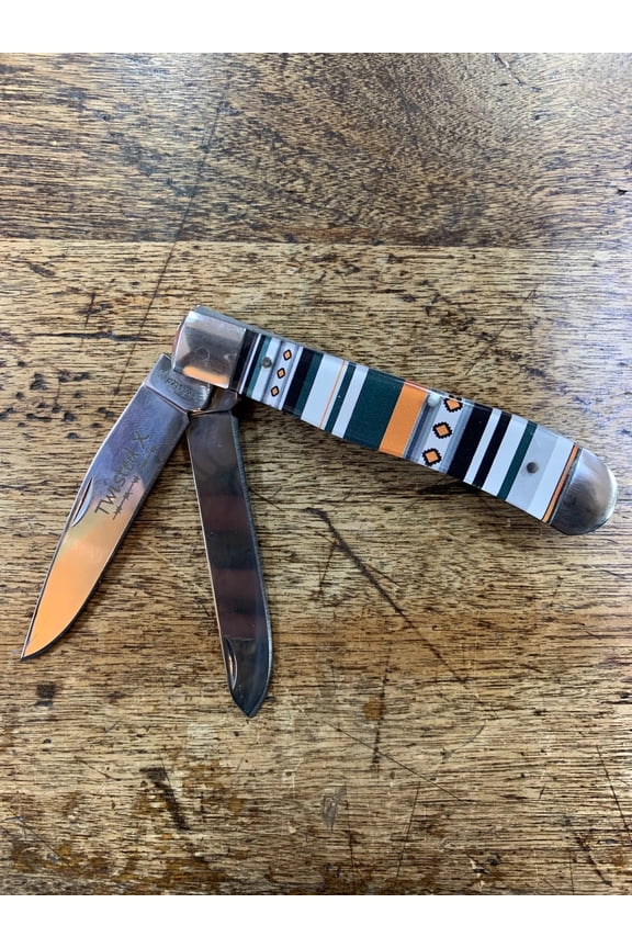 Twisted X Knife, 3 1/4" Stainless Steel Double Blade, Southwest Blanket Style Design Handle