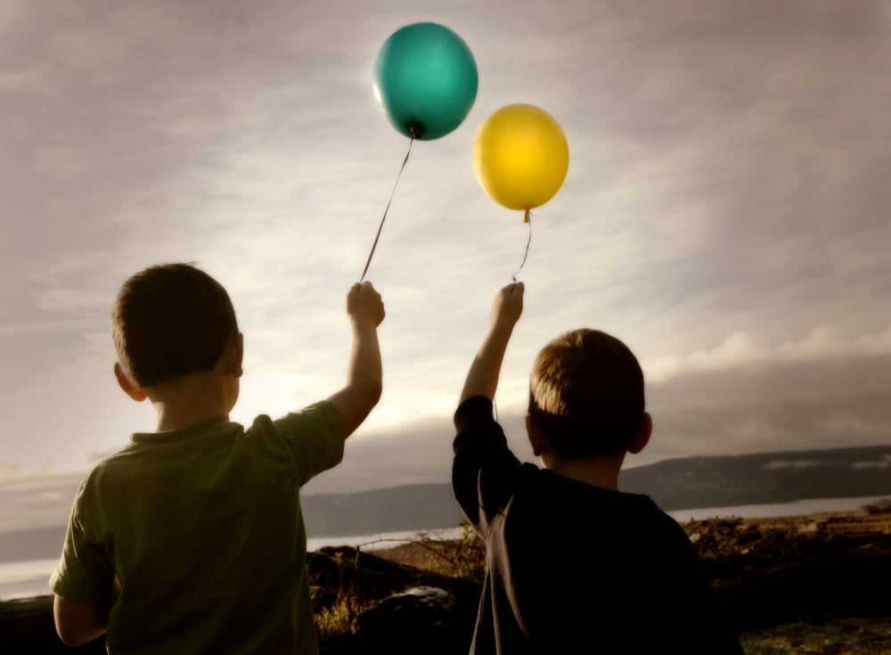 Two Children With Balloons Canvas Art - Con Tanasiuk Design Pics (16 x 11)