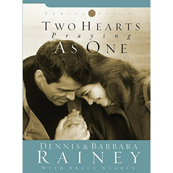 Pre-Owned Two Hearts Praying as One (Hardcover) 1590520351 9781590520352