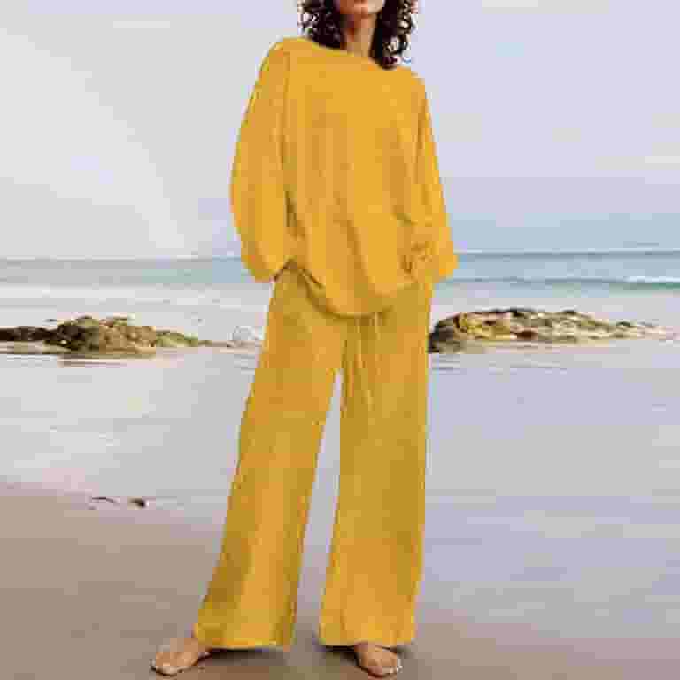 Puma Loungewear trainingspak voor dames Puma Loungewear trainingspak voor dames