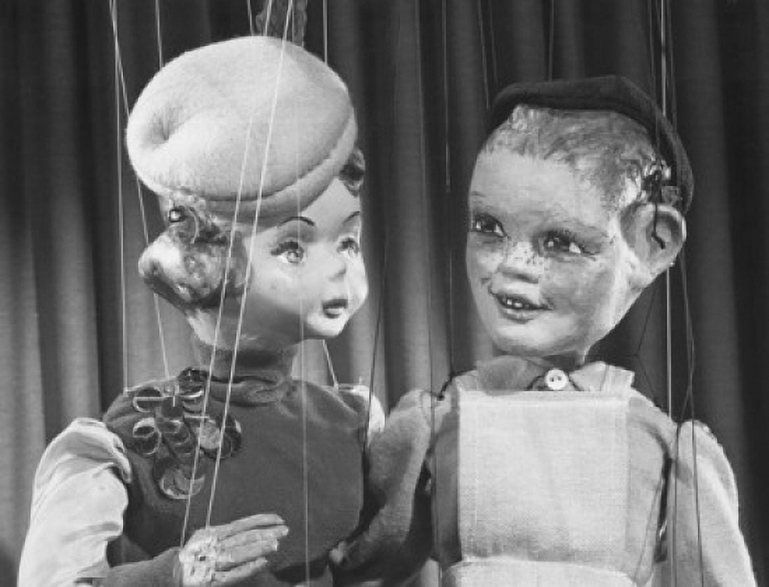 Two marionettes Canvas Art - (18 x 24)