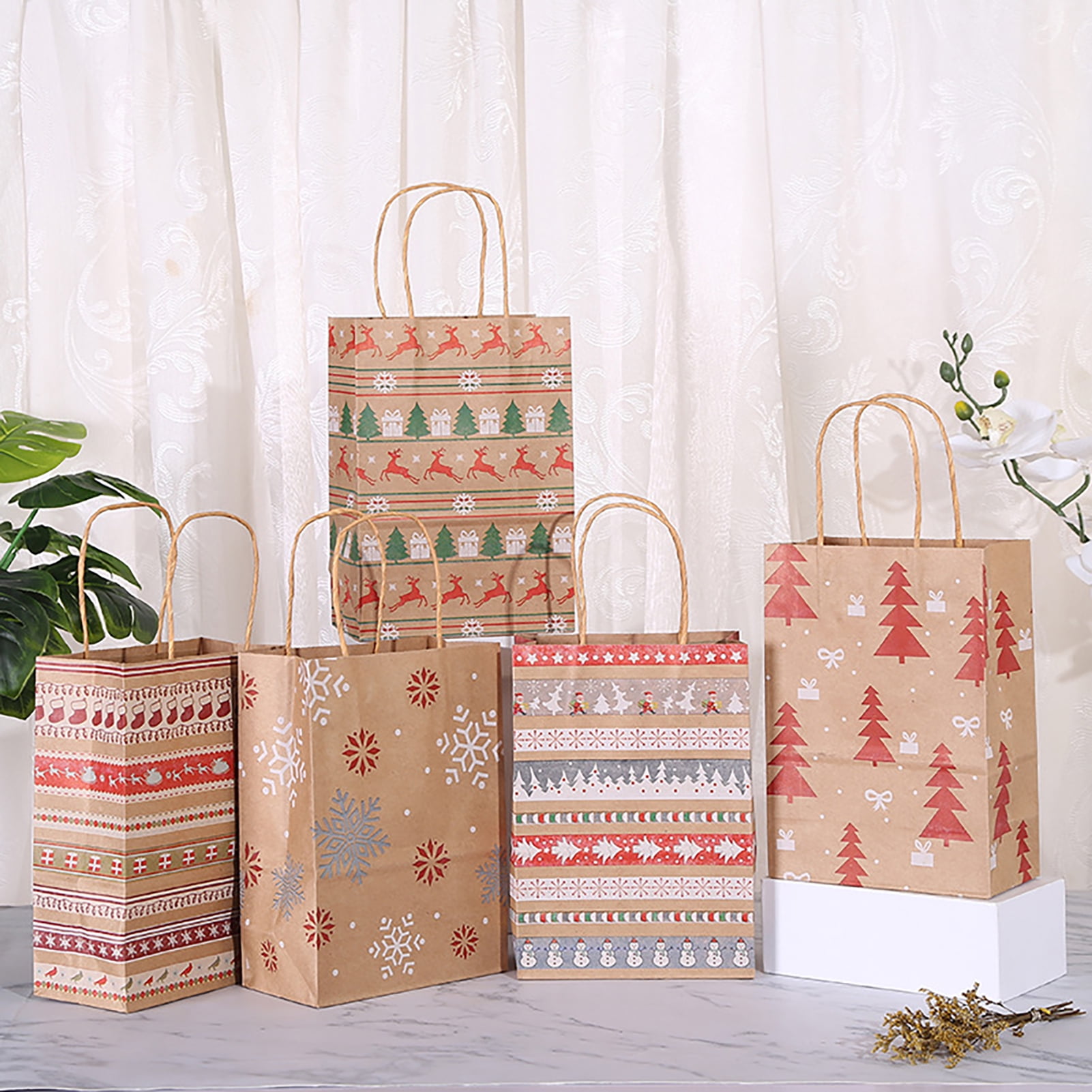10pcs Kraft Paper Gift Bags Snowflakes Merry Christmas Candy