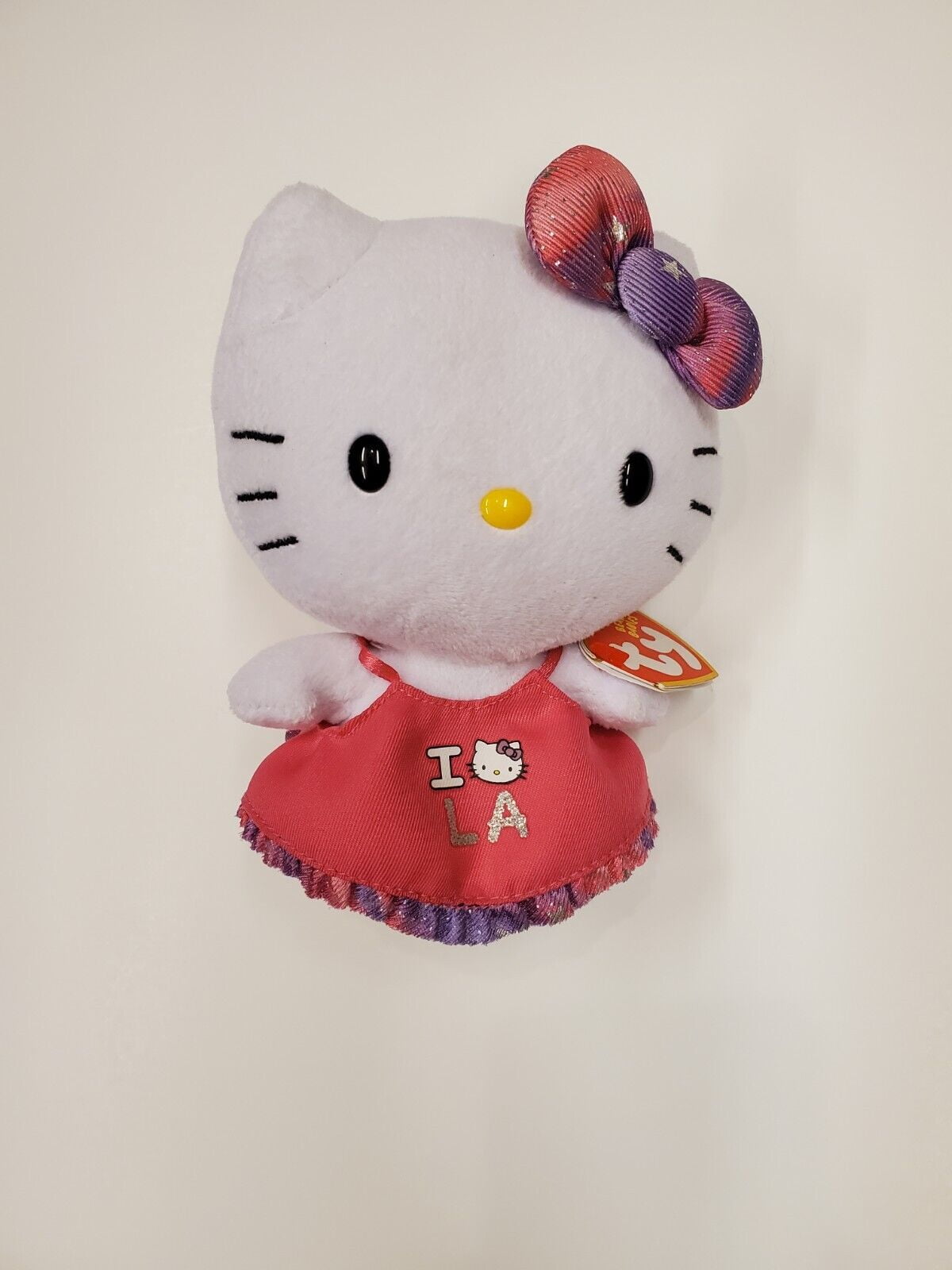Ty Beanie Baby - Hello Kitty I LOVE LA (6" Plush) (BONUS ONE RANDOM TY ERASER)
