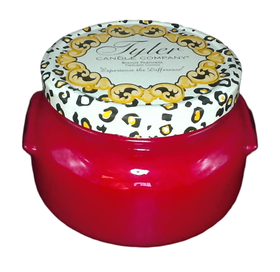 Tyler Candle Company - A Christmas Tradition - 22oz jar candle - with Tyler matches