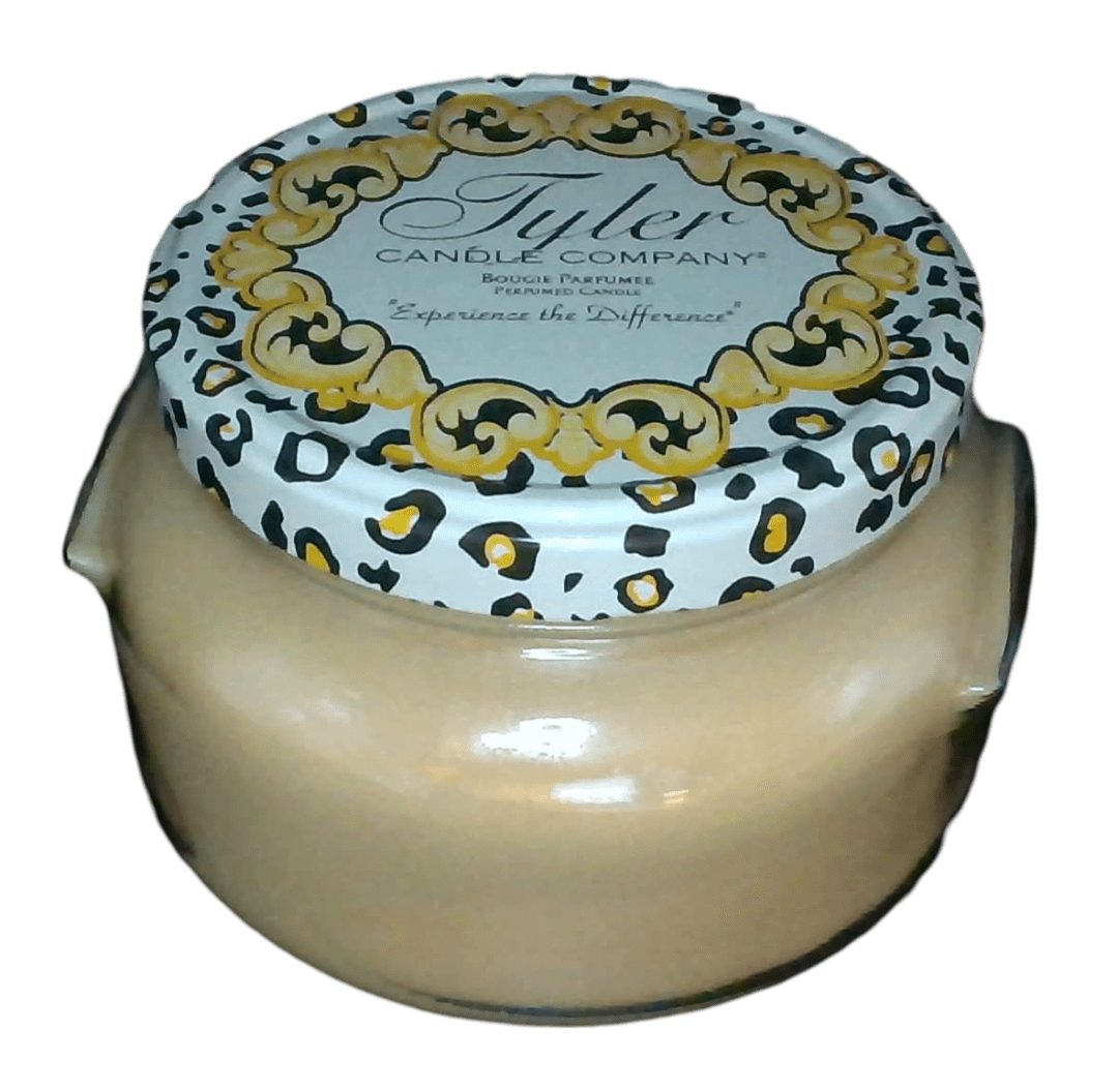 Tyler Candle Company - Family Tradition - 22oz jar candle - with Tyler matches