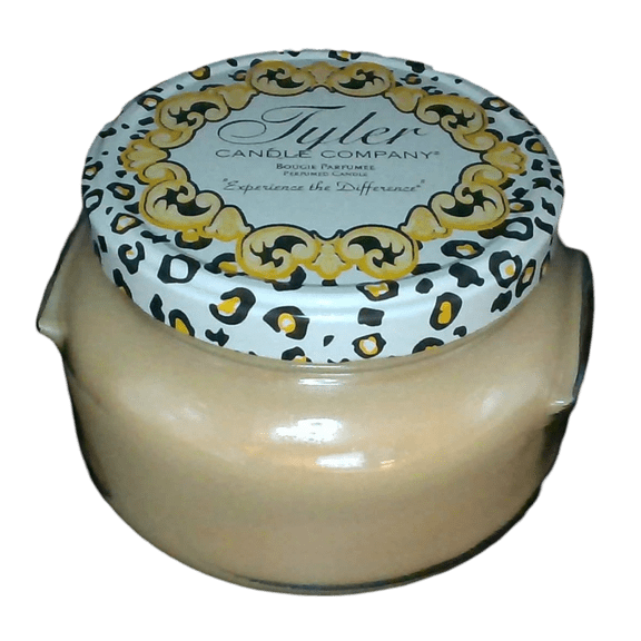 Tyler Candle Company - Family Tradition - 22oz jar candle - with Tyler matches