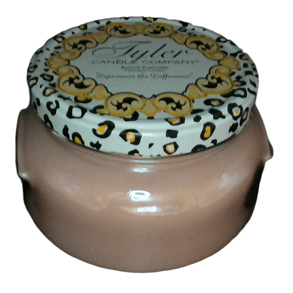 Tyler Candle Company - Mediterranean Fig - 22oz jar candle - with Tyler matches