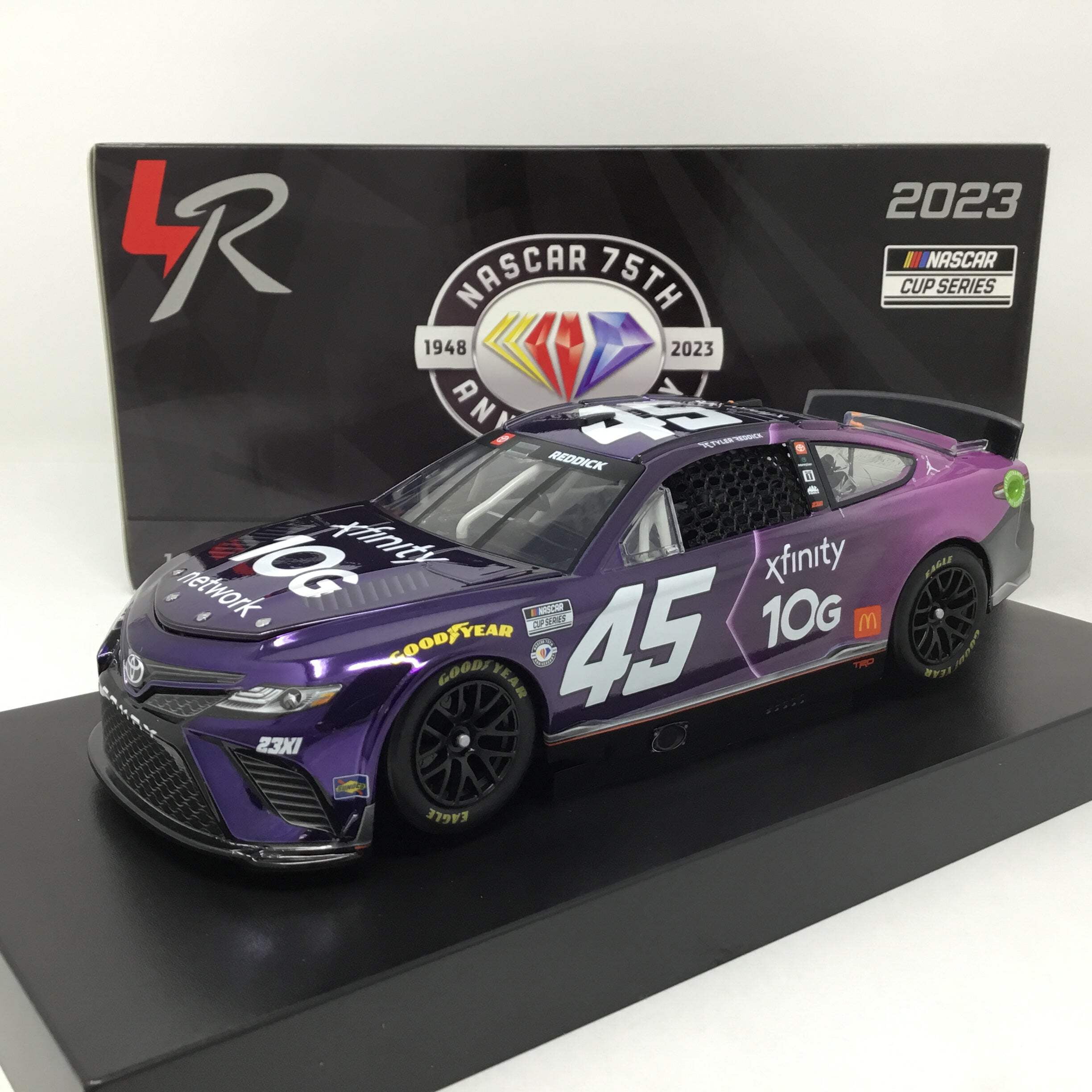 ナスカー 1/24 タイラー レディック エクスフィニティ 10G 2023 Tyler Reddick 2023 Xfinity 10G 1:24 Color Chrome Diecast - Walmart.com