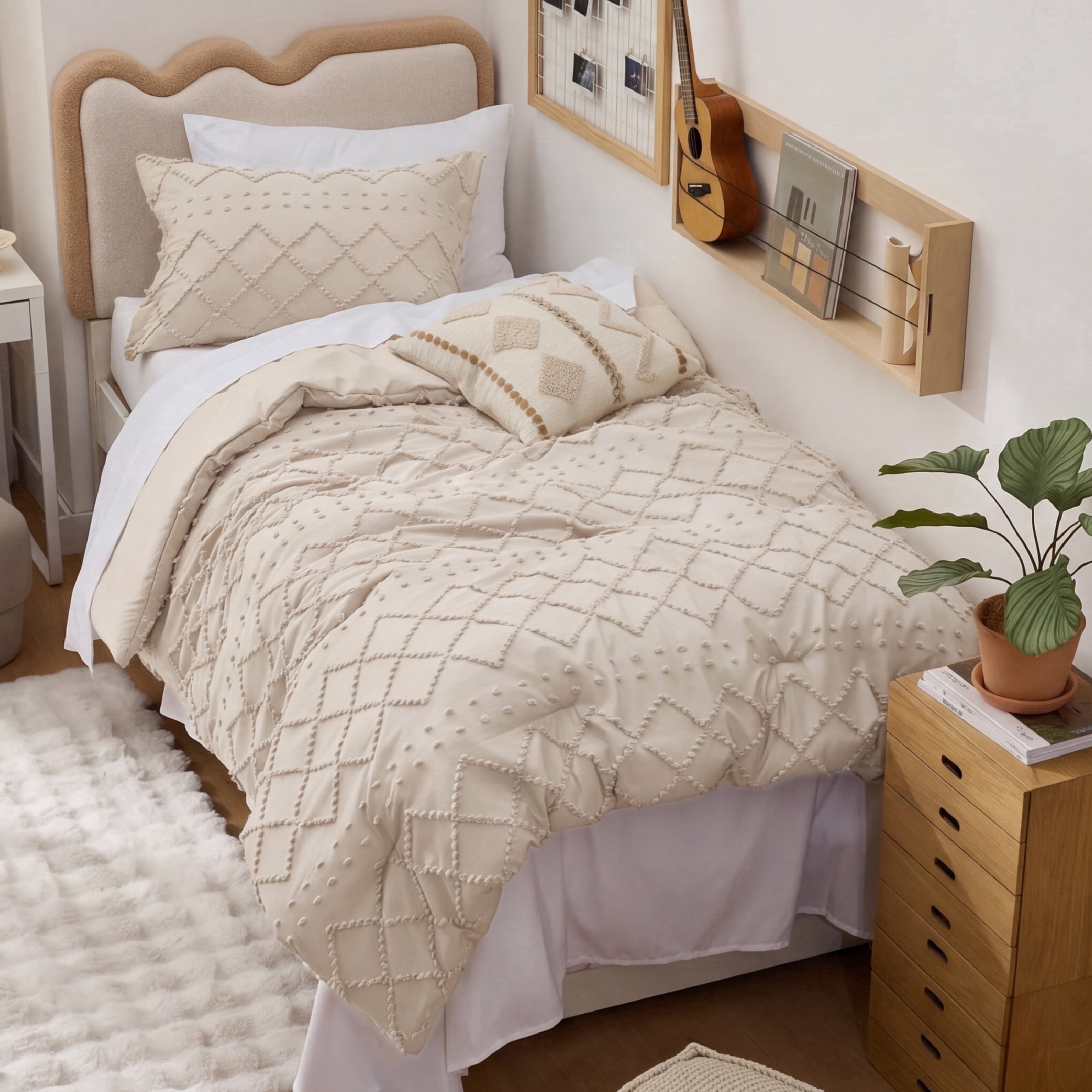 U Bedsure U by Bedsure Twin XL Comforter Set, 2 Pieces Beige Boho Tufted Shabby Bedding Comforter Set, Vintage Farmhouse Fluffy Soft Bed Set with 1 Pillow Sham