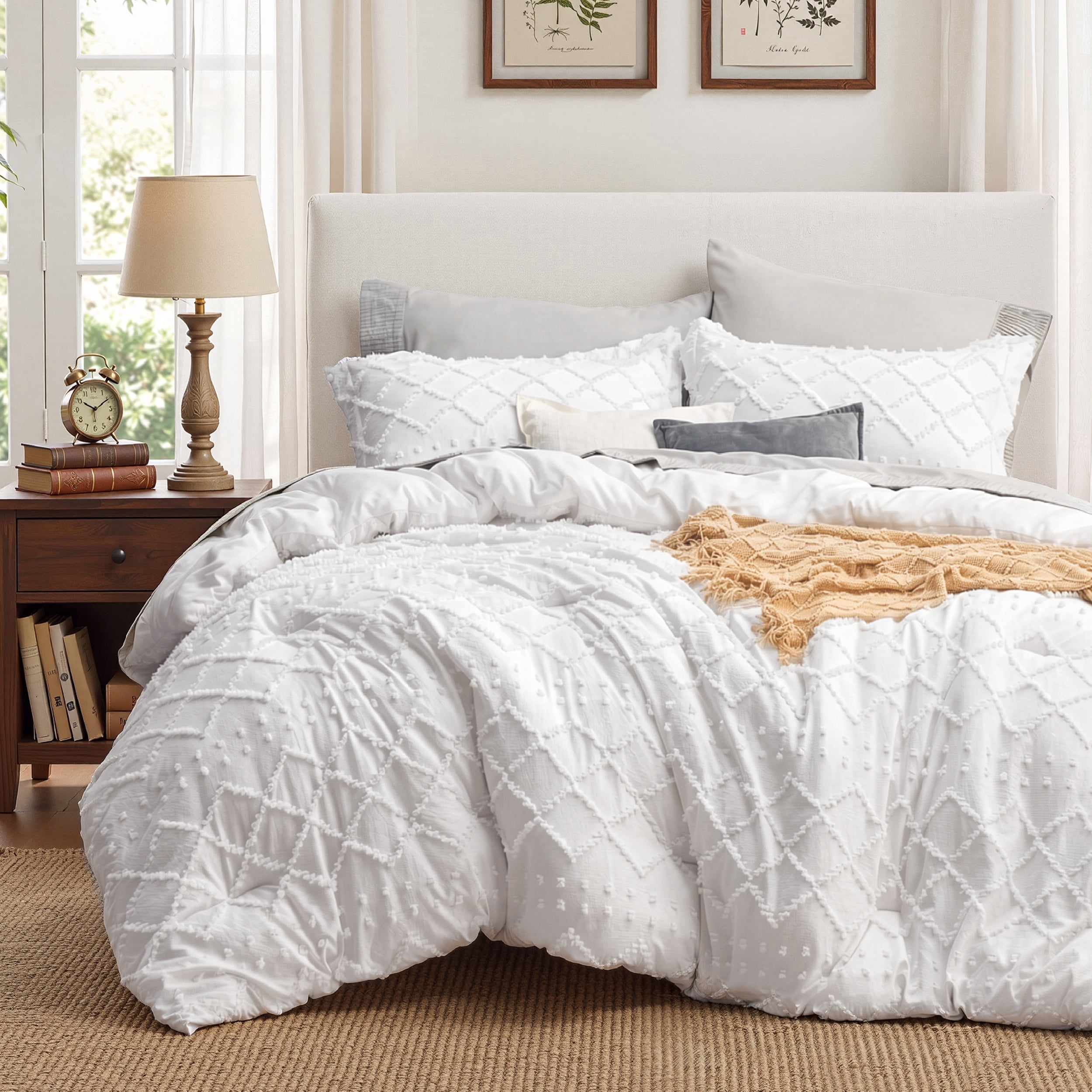 U Bedsure U by Bedsure Full Comforter Set, Boho Tufted Shabby Chic Bedding Comforter Set, 3 Pieces Vintage Farmhouse Bed Set for All Seasons, Fluffy Soft White Bedding Set with 2 Pillow Shams