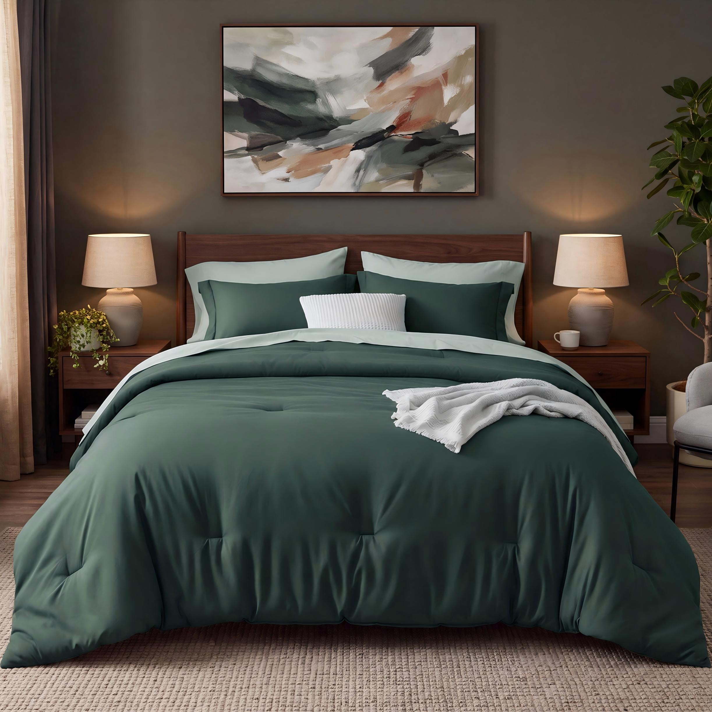 U Bedsure U by Bedsure Queen Comforter Set Forest Green, 7 Pieces Reversible Bed in a Bag, Boho Lightweight Bedding Set, Contrasting Design
