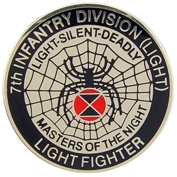 Eagle Emblems P15514 Pin - Army, 7th Infantry Division Light Fighter - 1 in.