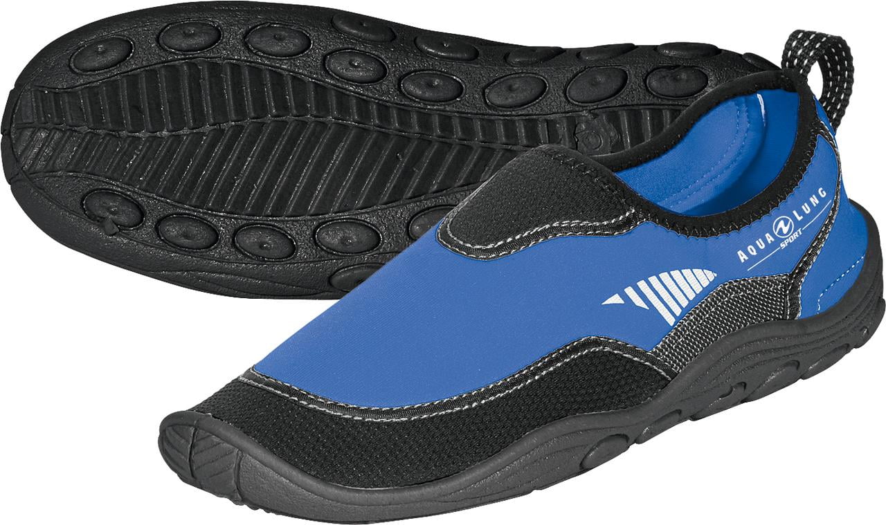 mens water shoes size 13