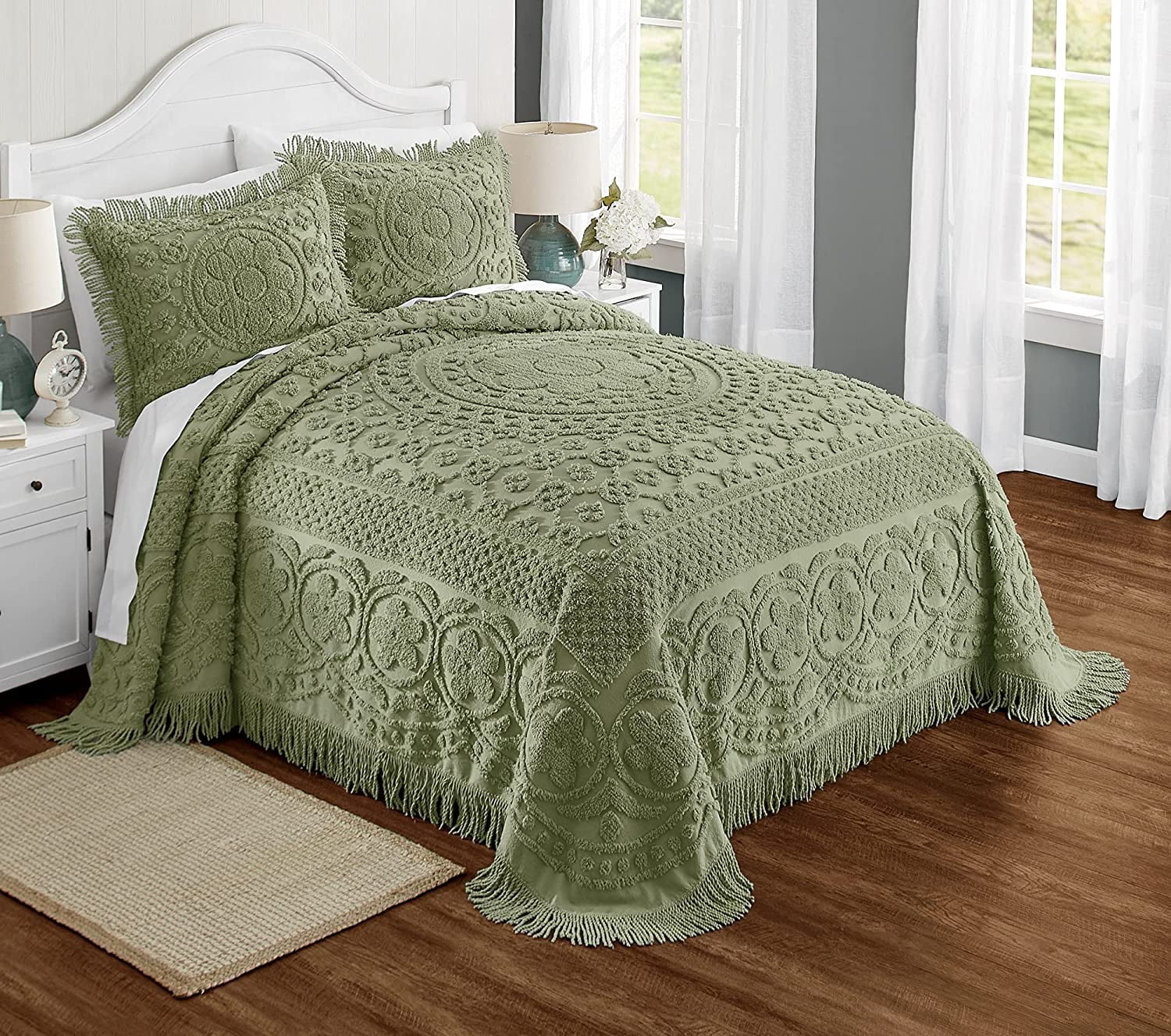 USHARE Emily Floral Chenille Bedspread, Soft Cotton Comforter, King