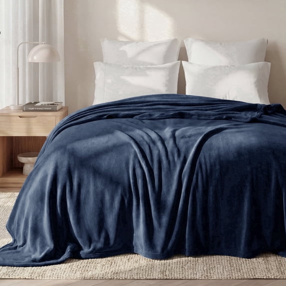 U by Bedsure Fleece Bed Blankets Queen Size Navy, Soft Lightweight Cozy Luxury Blanket, 90x90 inches