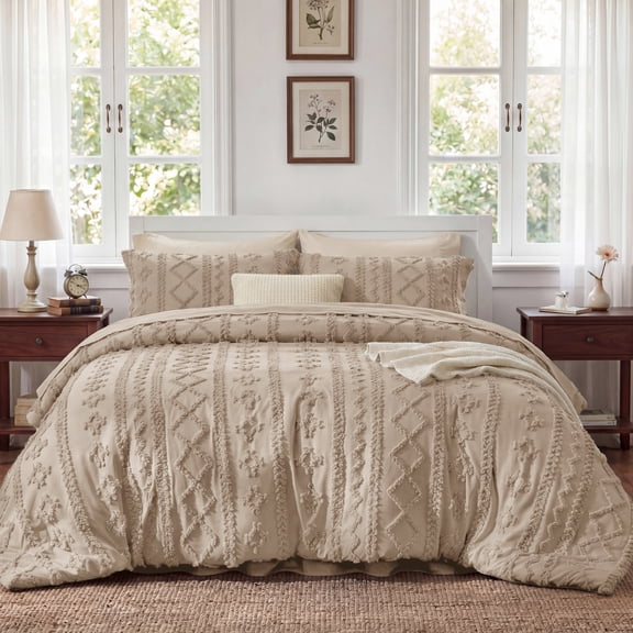 U by Bedsure Tufted Boho Comforter Set King, Khaki, 3 Pieces Farmhouse Shabby Chic Embroidery Bedding Set, Soft Jacquard Comforter for All Seasons
