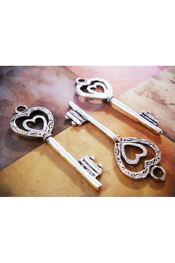 10 Heart Key Pendants Key Charms Antiqued Silver Skeleton Keys Steampunk Keys