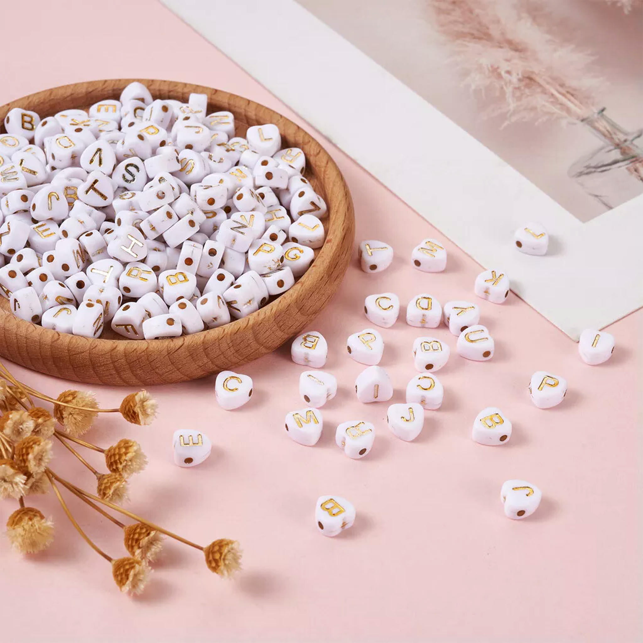 U8MO 1000pcs 7mm Heart with Golden Letter Opaque Acrylic Alphabet Beads White Spacer
