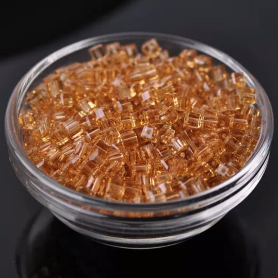 U8MO 100pcs 4mm Small Cube Faceted Cut Crystal Glass Loose Beads Lot for DIY Jewelry-42# Champagne