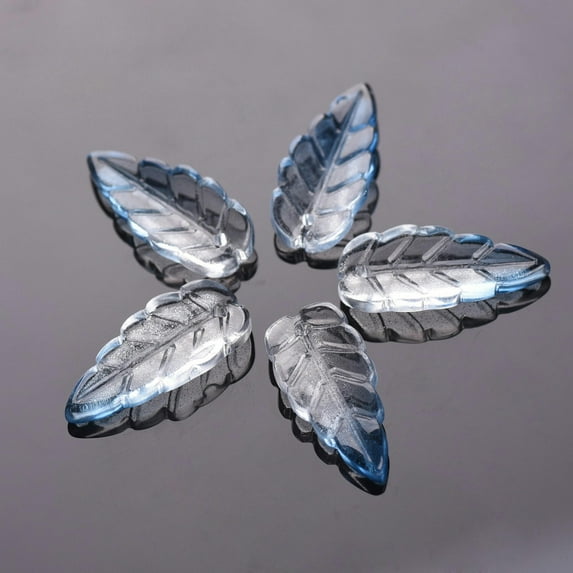 U8MO 10pcs 24x10mm Leaf Petal Shape Lampwork Glass Loose Beads Top Drilled Pendants-Half Ink Blue