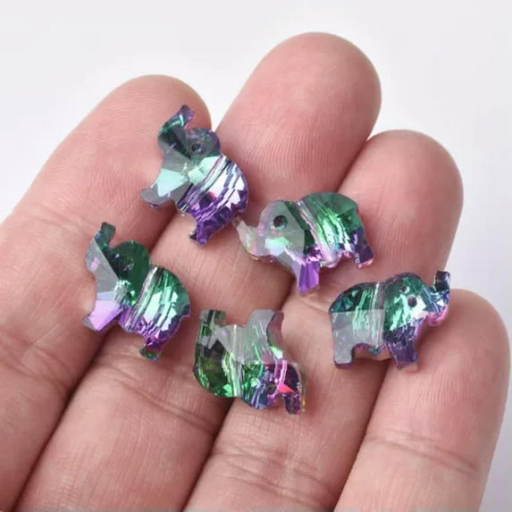 U8MO 10pcs Colorful Faceted Cut Pointed Back Crystal Glass Loose Pendants Beads-Elephant Green