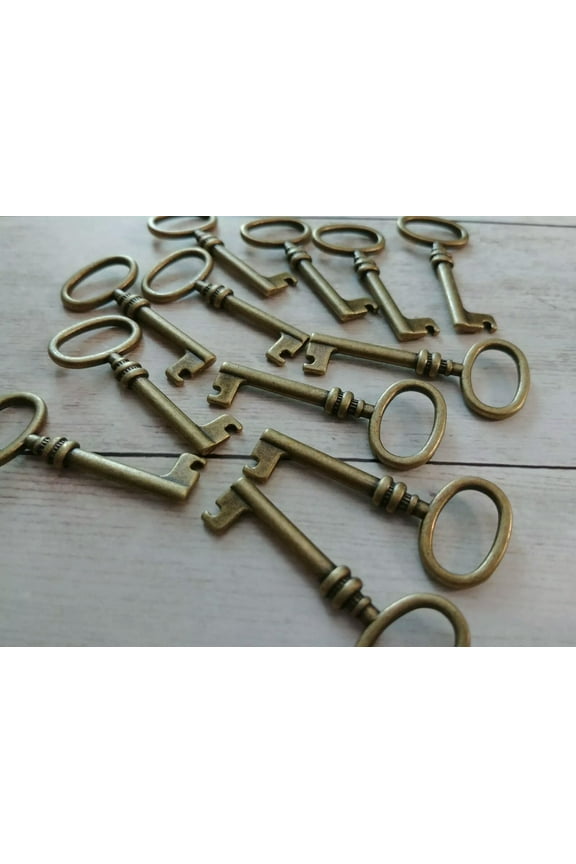 25 Bulk Skeleton Keys Antiqued Bronze Keys Pendants Wedding Keys Skeleton Key