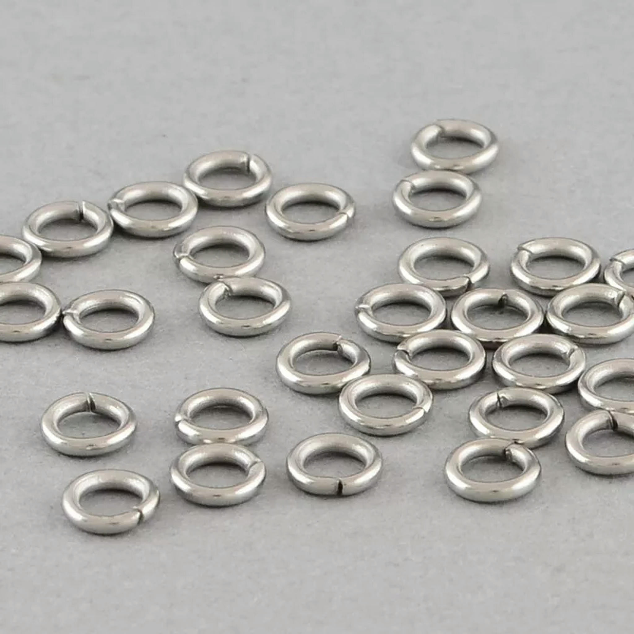 U8MO 4,000 pcs 304 Stainless Steel Open Jump Rings Steel Color 8x1.2mm Inner 5.6mm