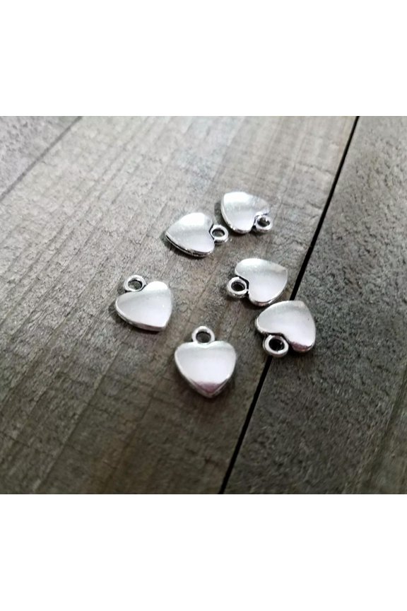 4 Heart Charms Antiqued Silver Pendants Love Puff Heart Stamping Blanks Finding