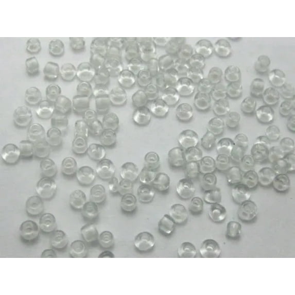 U8MO 5000 Glass Beads 2mm(10/0) Colour lined inside + Storage Box Jewelry Making-White