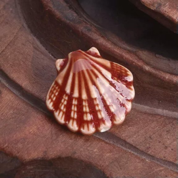 U8MO 5pcs Scallop Shape 30x28mm Fancy Flamed Glazed Ceramic Porcelain Loose Beads-Spots Red