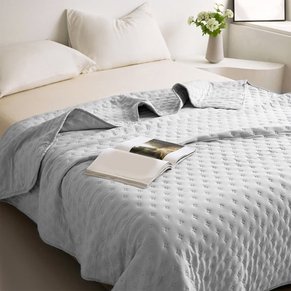 UAEBM Summer Cooling Blanket for Hot Sleepers, Breathable & Reusable Cold Effect Quilt with Ice Fiber, Ideal for Night Sweats & Hot Flashes, Gray/Green/Khaki, 160x200cm Gray