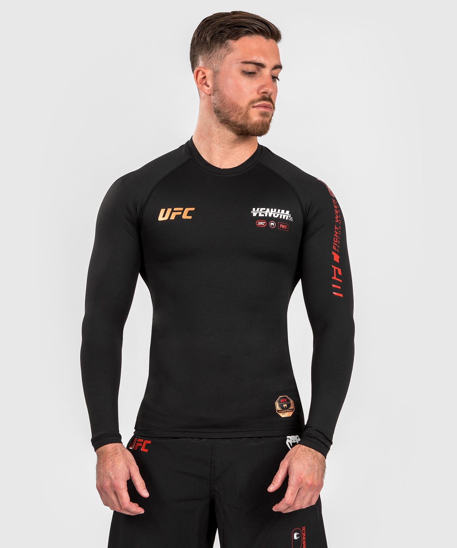 UFC ADRENALINE BY VENUM MEN’S FIGHT WEEK PERFORMANCE LONG-SLEEVE RASHGUARD - BLACK - XXL