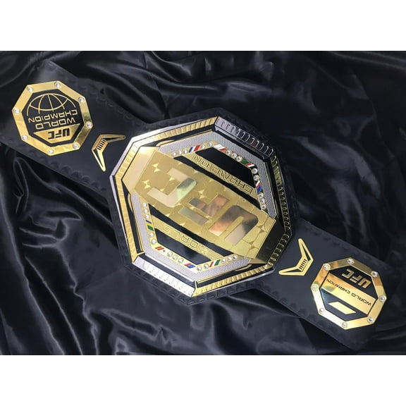 UFC LEGACY CHAMPIONSHIP RELICA TITLE BELT