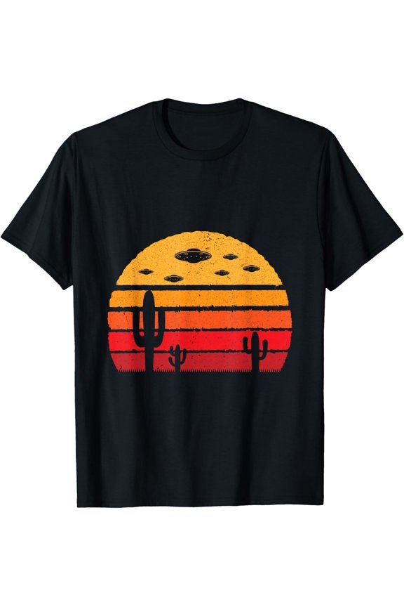 UFO Alien Retro Desert T-Shirt Extraterrestrial Gift T-Shirt