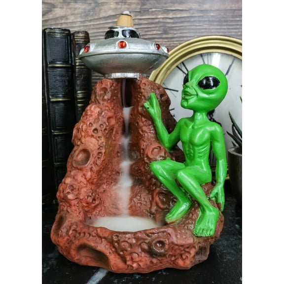 UFO Green Roswell Alien With Flying Saucer Spaceship Backflow Incense Burner
