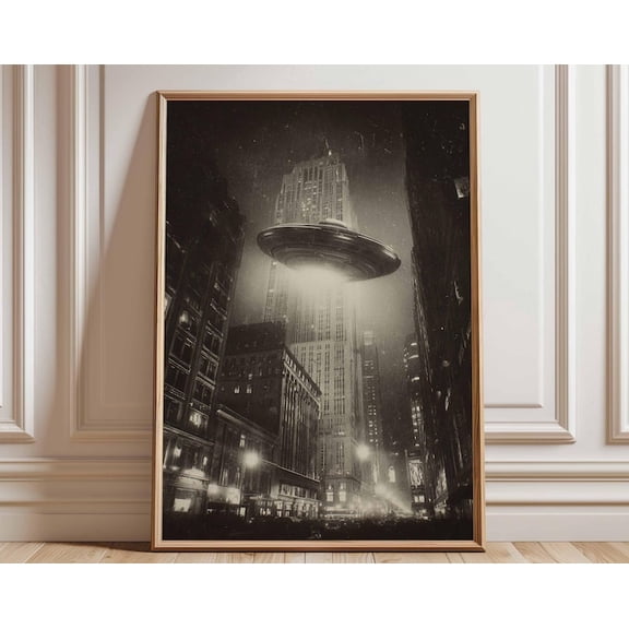 UFO Over Empire State Vintage Sci-Fi New York Retro Alien Invasion Wall Art Print, Unframed Paper Poster 24x36in