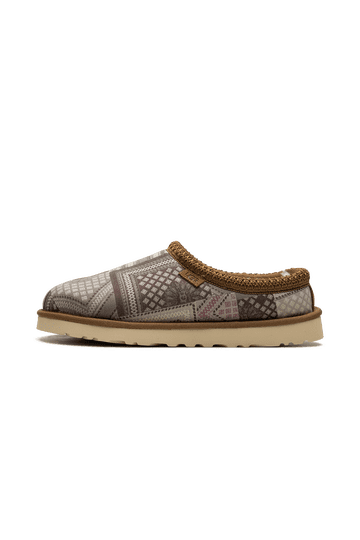 UGG Mens Sandals in Mens Shoes - Walmart.com display picture 1