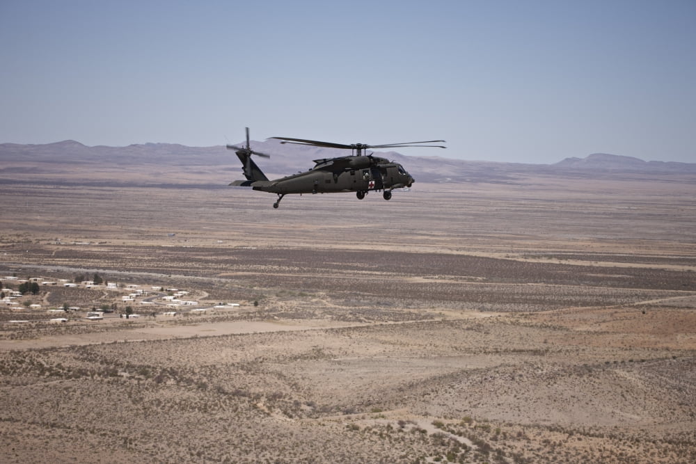 UH-60 Black Hawk en route to New Mexico durin Exercise Angel Thunder Canvas Art - Terry MooreStocktrek Images (17 x 12)