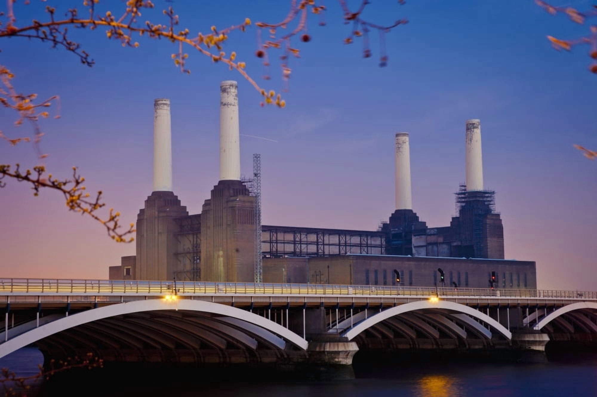 UK England View of Battersea Power Station from Chelsea Bridge London Canvas Art - Dosfotos Design Pics (19 x 12)