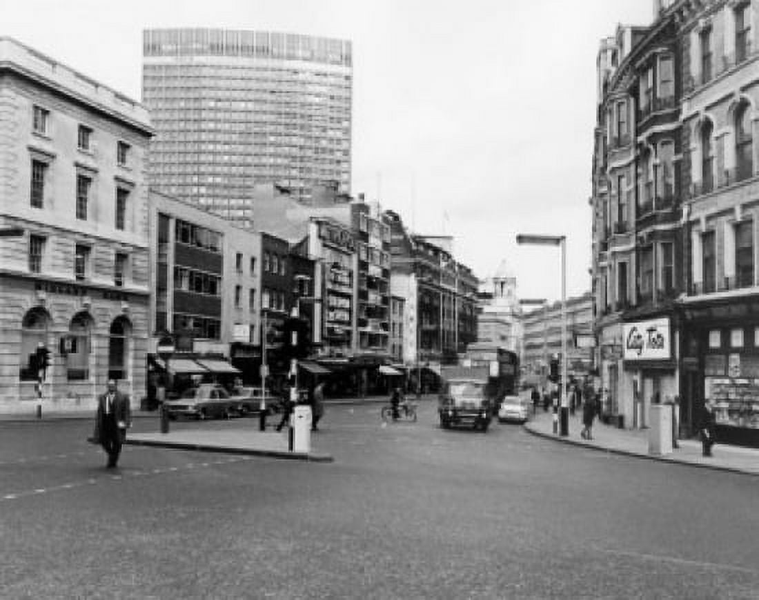 UK London Regent Street Canvas Art - (18 x 24)