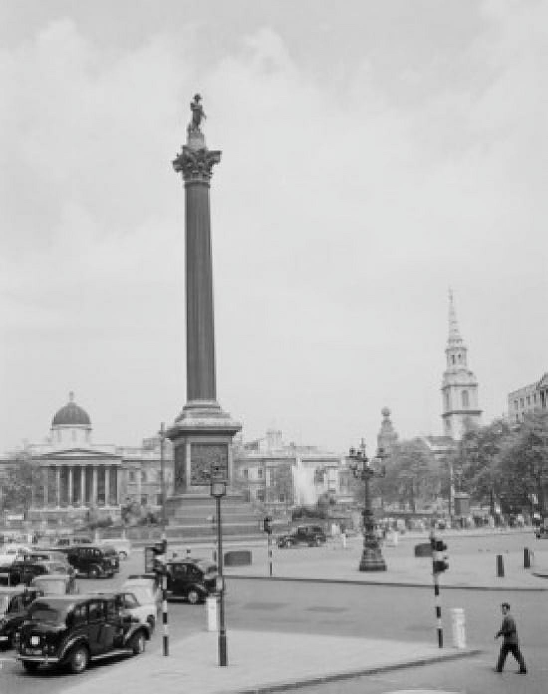 UK London Trafalgar Square with Nelsons Column and National Gallery Canvas Art - (18 x 24)